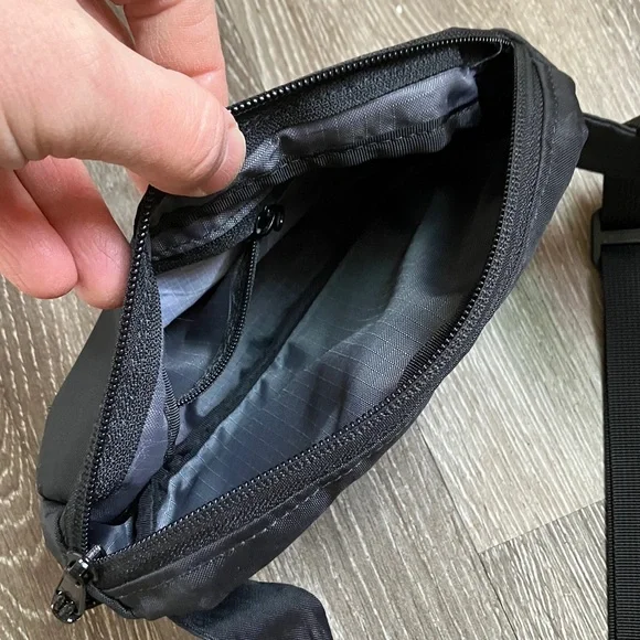 Flowfold Explorer Fanny Pack - Picture 8 of 15